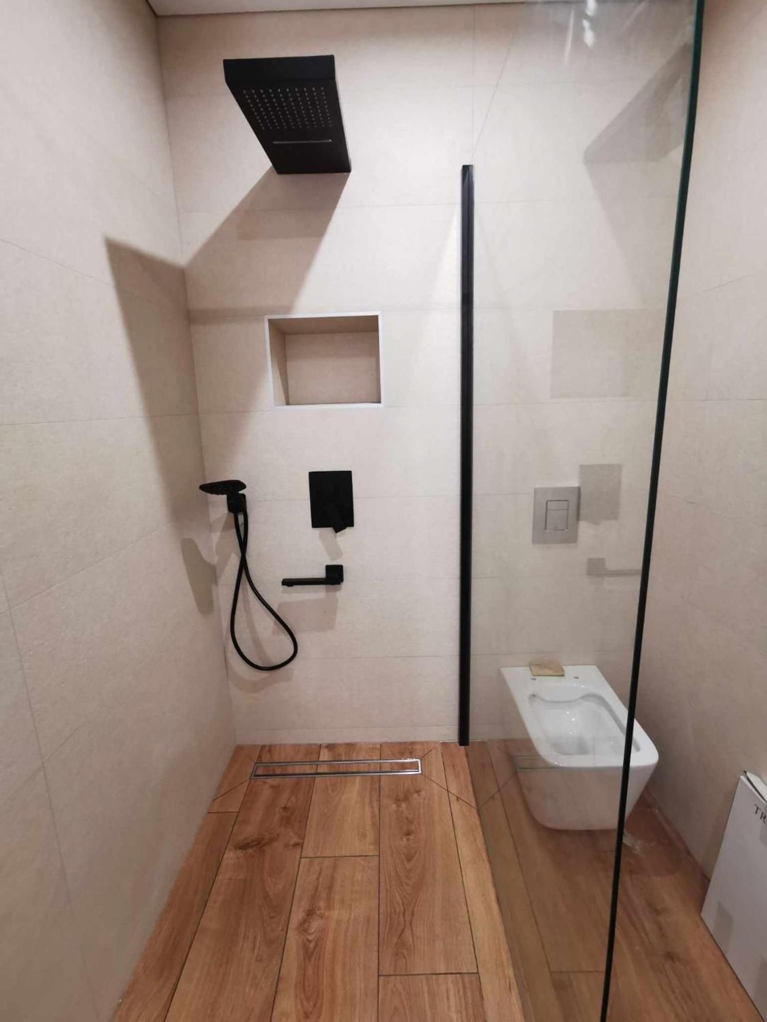 L'etoile Jacuzzi Detente & Confort *